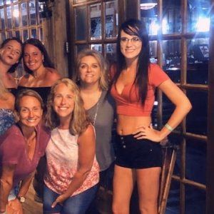 Meet your Posher, Madison